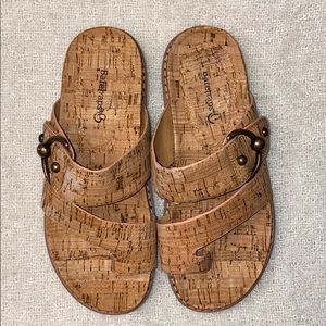 Bare traps sandals
